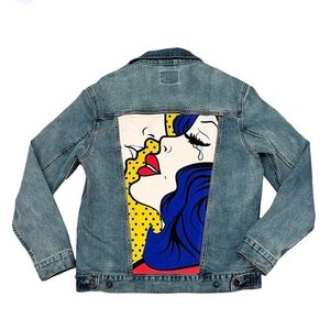 Chic Blue Denim Trucker Jacket with Artistic Design of Woman In Tears